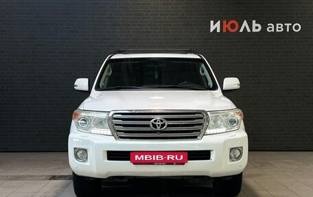 Toyota Land Cruiser 200, 2013 год, 3 300 000 рублей, 2 фотография