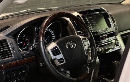 Toyota Land Cruiser 200, 2013 год, 3 300 000 рублей, 8 фотография
