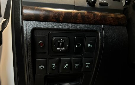 Toyota Land Cruiser 200, 2013 год, 3 300 000 рублей, 17 фотография