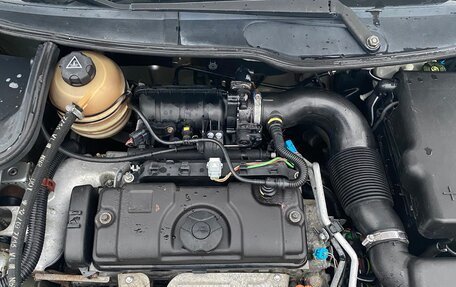 Peugeot 206, 2003 год, 216 666 рублей, 9 фотография