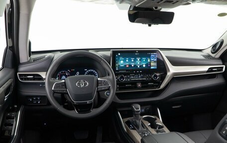 Toyota Highlander, 2025 год, 6 399 888 рублей, 7 фотография