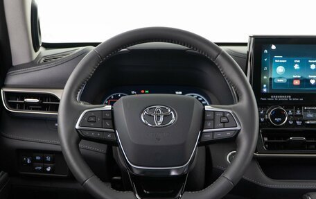 Toyota Highlander, 2025 год, 6 399 888 рублей, 18 фотография