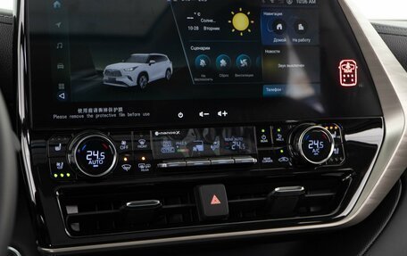 Toyota Highlander, 2025 год, 6 399 888 рублей, 21 фотография