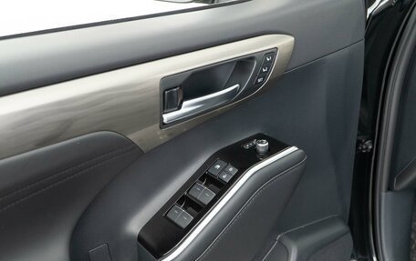 Toyota Highlander, 2025 год, 6 399 888 рублей, 22 фотография