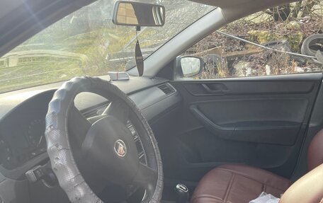 Skoda Rapid I, 2015 год, 320 000 рублей, 3 фотография