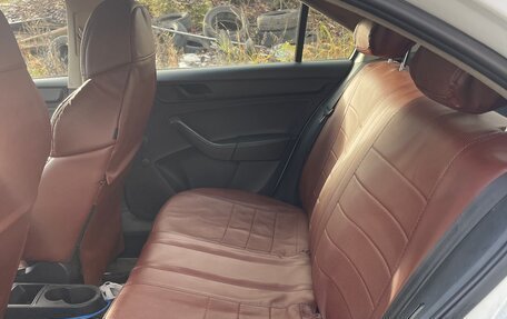 Skoda Rapid I, 2015 год, 320 000 рублей, 4 фотография