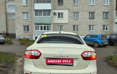 Renault Fluence I, 2013 год, 800 000 рублей, 2 фотография