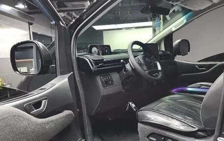 Hyundai Staria, 2022 год, 3 710 000 рублей, 10 фотография