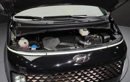 Hyundai Staria, 2022 год, 3 710 000 рублей, 6 фотография