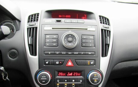 KIA cee'd I рестайлинг, 2011 год, 800 000 рублей, 16 фотография