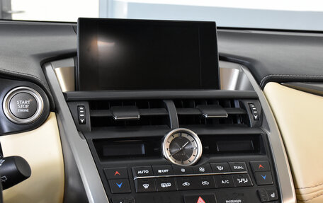 Lexus NX I, 2015 год, 2 999 000 рублей, 13 фотография