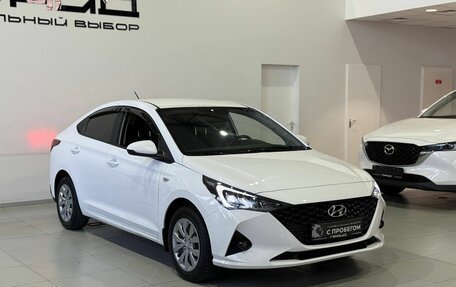 Hyundai Solaris II рестайлинг, 2021 год, 1 599 900 рублей, 4 фотография