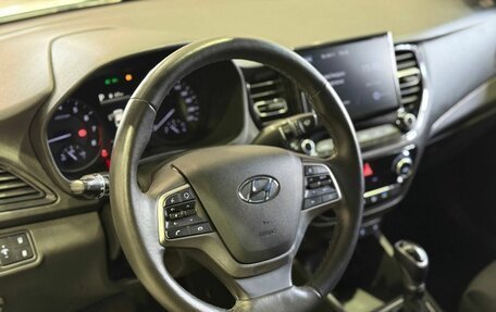 Hyundai Solaris II рестайлинг, 2021 год, 1 599 900 рублей, 9 фотография