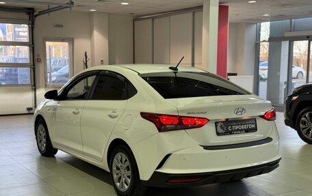 Hyundai Solaris II рестайлинг, 2021 год, 1 599 900 рублей, 5 фотография