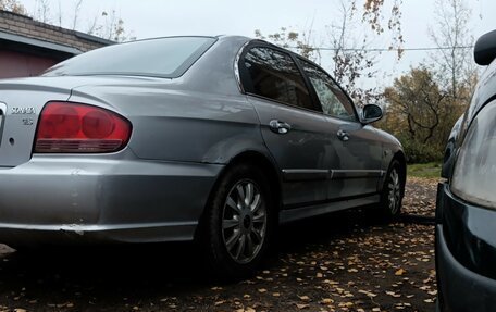 Hyundai Sonata IV рестайлинг, 2004 год, 280 000 рублей, 4 фотография
