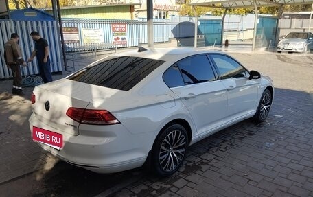 Volkswagen Passat B8 рестайлинг, 2015 год, 1 450 000 рублей, 4 фотография