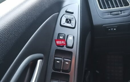 Hyundai ix35 I рестайлинг, 2012 год, 1 950 000 рублей, 21 фотография