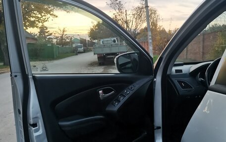 Hyundai ix35 I рестайлинг, 2012 год, 1 950 000 рублей, 26 фотография