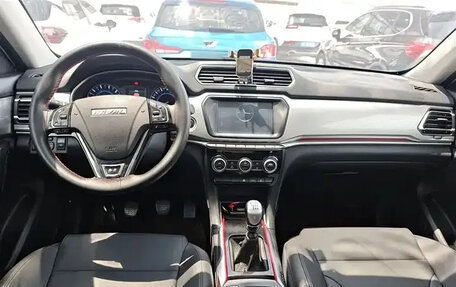 Haval H2, 2020 год, 1 300 000 рублей, 10 фотография