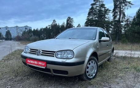 Volkswagen Golf IV, 2001 год, 319 000 рублей, 1 фотография