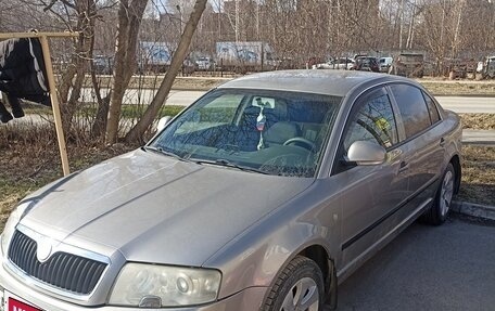 Skoda Superb III рестайлинг, 2007 год, 730 000 рублей, 1 фотография