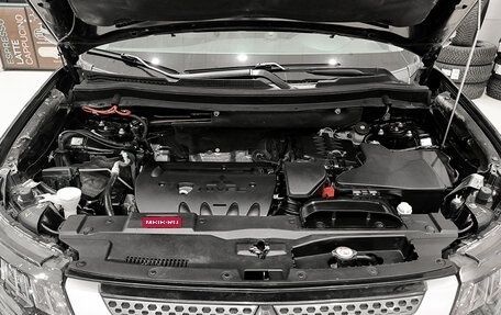 Mitsubishi Outlander III рестайлинг 3, 2019 год, 2 395 000 рублей, 9 фотография