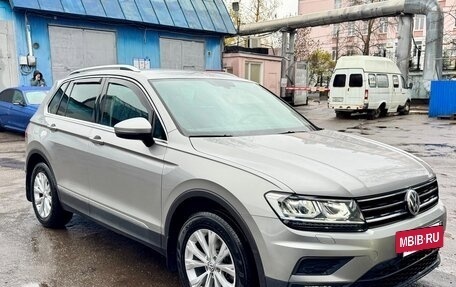 Volkswagen Tiguan II, 2017 год, 2 200 000 рублей, 4 фотография