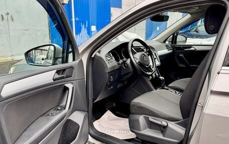 Volkswagen Tiguan II, 2017 год, 2 200 000 рублей, 10 фотография