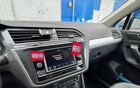 Volkswagen Tiguan II, 2017 год, 2 200 000 рублей, 13 фотография