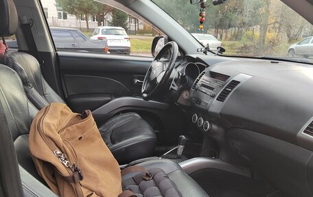 Mitsubishi Outlander III рестайлинг 3, 2008 год, 980 000 рублей, 19 фотография