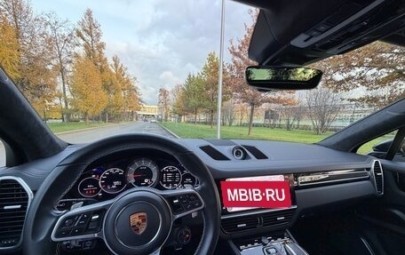 Porsche Cayenne III, 2022 год, 15 800 000 рублей, 9 фотография