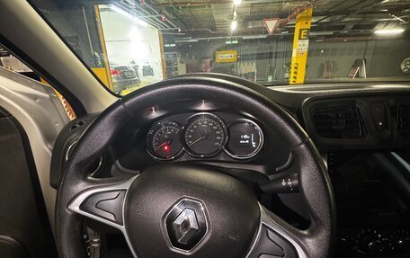 Renault Logan II, 2019 год, 720 000 рублей, 5 фотография