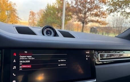 Porsche Cayenne III, 2022 год, 15 800 000 рублей, 18 фотография