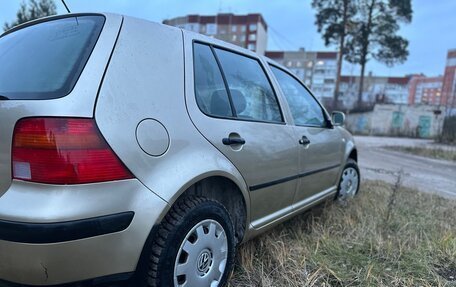 Volkswagen Golf IV, 2001 год, 319 000 рублей, 6 фотография