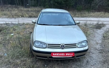 Volkswagen Golf IV, 2001 год, 319 000 рублей, 2 фотография