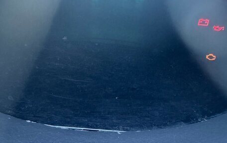 Toyota Yaris I рестайлинг, 2001 год, 230 000 рублей, 9 фотография