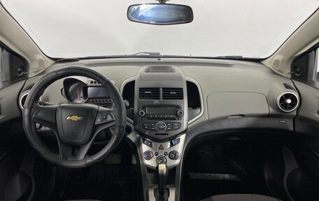 Chevrolet Aveo III, 2014 год, 690 000 рублей, 9 фотография