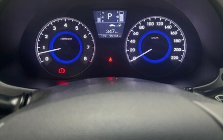 Hyundai Solaris II рестайлинг, 2015 год, 1 095 000 рублей, 4 фотография