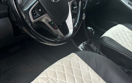 Hyundai Solaris II рестайлинг, 2015 год, 1 095 000 рублей, 20 фотография