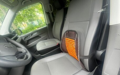 Volkswagen Caravelle T6 рестайлинг, 2021 год, 5 250 000 рублей, 4 фотография