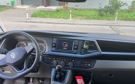 Volkswagen Caravelle T6 рестайлинг, 2021 год, 5 250 000 рублей, 5 фотография