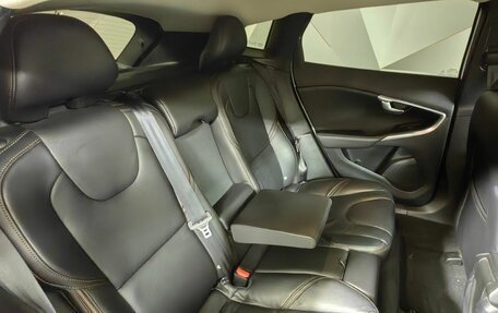 Volvo V40 Cross Country I, 2014 год, 1 395 000 рублей, 15 фотография