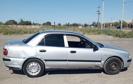 Mitsubishi Carisma I, 2003 год, 135 000 рублей, 2 фотография