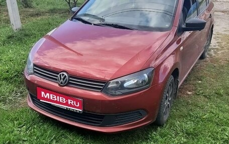 Volkswagen Polo VI (EU Market), 2013 год, 690 000 рублей, 1 фотография