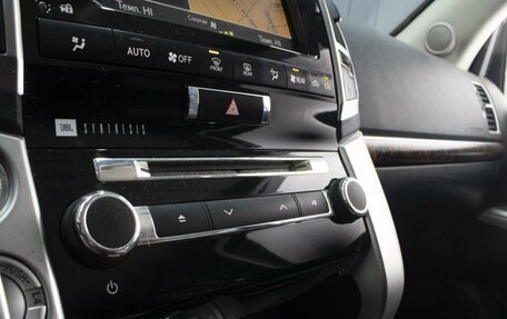 Toyota Land Cruiser 200, 2012 год, 3 550 000 рублей, 16 фотография