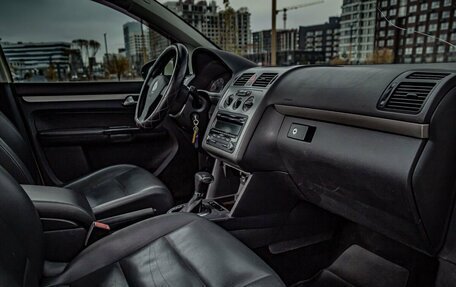 Volkswagen Touran III, 2010 год, 605 000 рублей, 20 фотография