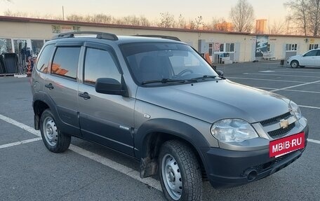 Chevrolet Niva I рестайлинг, 2012 год, 570 000 рублей, 2 фотография