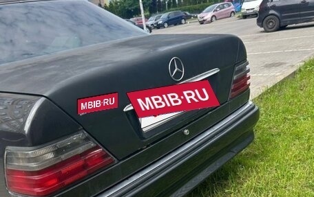 Mercedes-Benz E-Класс, 1993 год, 320 000 рублей, 8 фотография