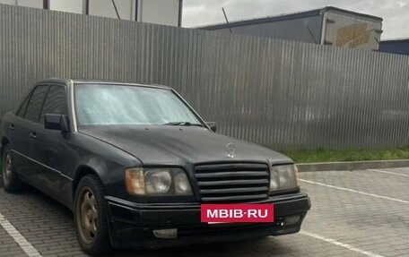 Mercedes-Benz E-Класс, 1993 год, 320 000 рублей, 2 фотография