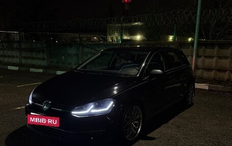 Volkswagen Golf VII, 2017 год, 2 300 000 рублей, 3 фотография